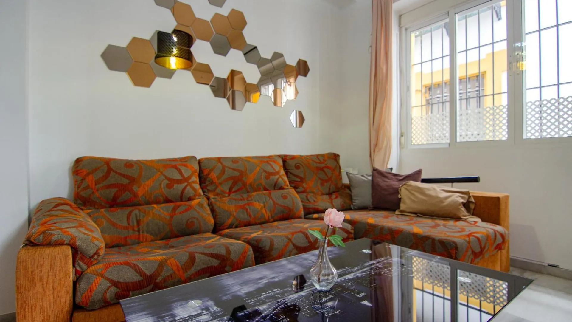 Rentalsevilla Apartamento Encantador En El Gran Poder アパート セビリア