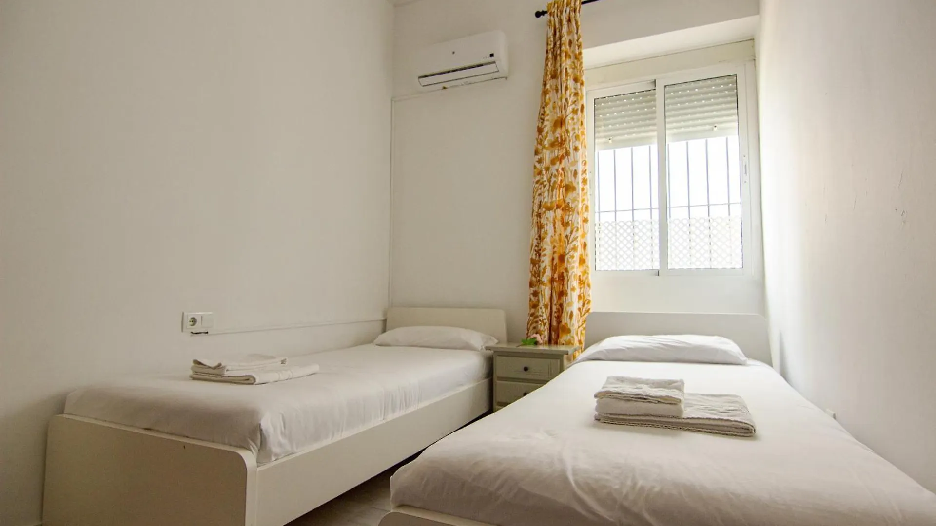Rentalsevilla Apartamento Encantador En El Gran Poder Spain