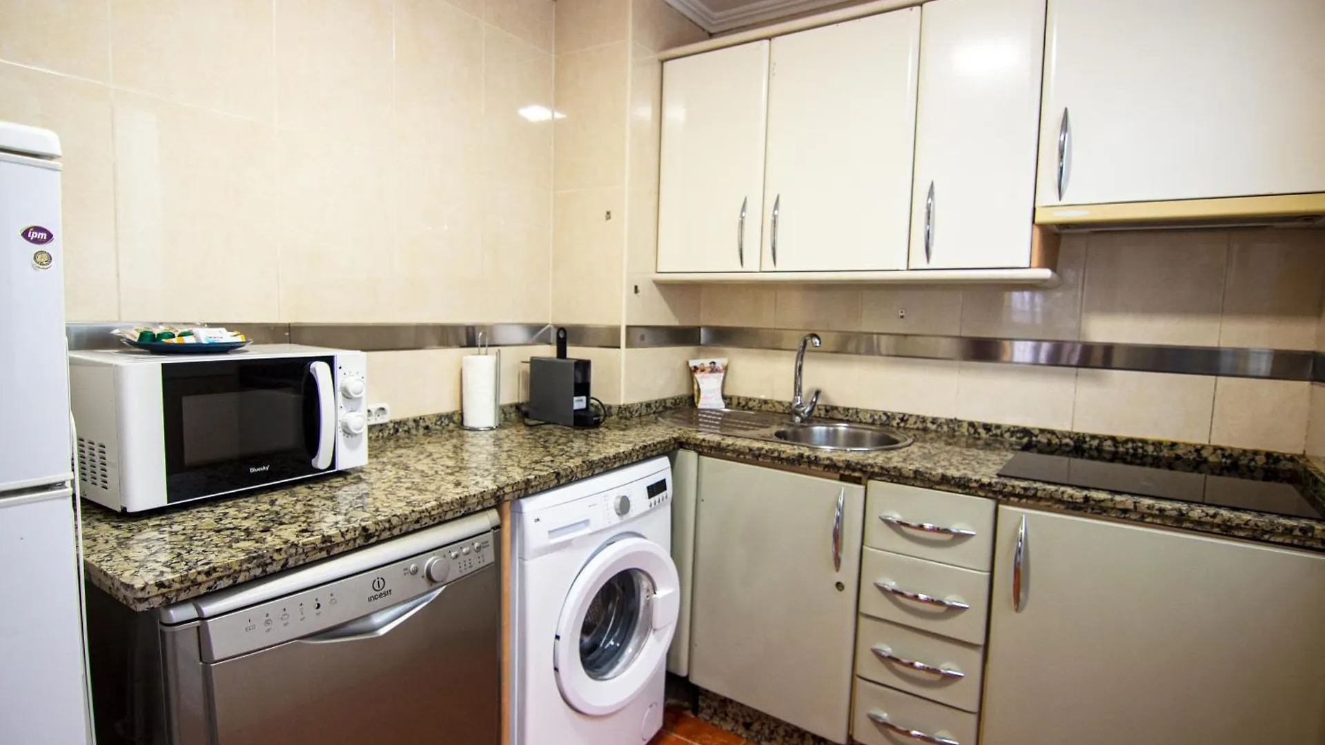 Rentalsevilla Apartamento Encantador En El Gran Poder Seville